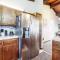 Mammoth Estates Condo - Near Village at Mammoth & Pet Friendly