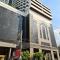 Omni Tower Sukhumvit Nana by Direct Rooms - Bangkok