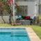 Casa super charmosa com piscina em Icaraizinho!