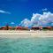 Villa Manoureva 10 min walk from Orient Bay Beach