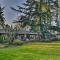 Spacious Hillsboro Home about 18 Mi to Portland!
