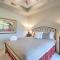 Spacious Scottsdale Home with Poolside Lounge and Spa! - Scottsdale