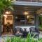 Loy Chalet
