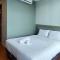 Private Room at Sky Suites KLCC by iRent365