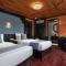 La Pandora Boutique Cruises