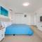 Maho Beach House - Grand Ocean Suite - 2 Bedroom