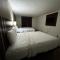 Econo Lodge Inn & Suites - Chambersburg