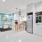 Summer Suites KLCC Apartments by soulasia