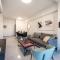 Holysuite Moshe Hess