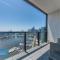 Melbourne Private Apartments - Collins Wharf Waterfront, Docklands