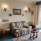 Vintage flat on Villefranche bay - free car park