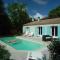 Maison récente 4 pièces avec piscine, accès privé à la mer et parking à Saint-Pierre-d'Oléron - FR-1-246A-165