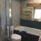 3 BEDROOM 5* BARN CONVERSION COTSWOLDS