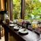 Lesong Hotel and Restaurant