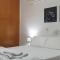LINA'S HOME & POOL - Breakbooking CY