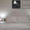 LINA'S HOME & POOL - Breakbooking CY