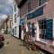 Spadgers, a flax workers cottage next to fields in a Medieval Village - Long Melford