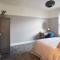 Host & Stay - Windsor Cottage