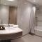 Gloria Hotel & Suites Doha