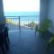 Bel hébergement indépendant, 3 pièces, terrasse très belle vue mer, proche plages, super calme
