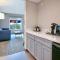 Holiday Inn Express & Suites North Dallas at Preston by IHG