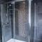 Sky Lounge - Beachfront top floor apartment with stunning veiws