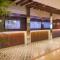 Pacific Palace Beach Tower Hotel