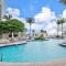 Luxe beachfront studio at Sunny Isles Miami - ميامي بيتش
