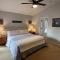 3bd Home near Scottsdale - Golf putting green