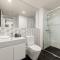 StayCentral - Hawthorn East - Study, 2 Car spaces - Melbourne