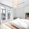 Maison Privee - Palm Jumeirah Beach Front XL Villa with Private Pool