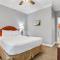 Cozy Vibes - Tuscana Resort - 基西米