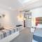 Paros Comfy Suites