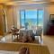 Villa del Mar - "Luxurious en-suite bedroom with lounge and stunning sea view balcony in Bantry Bay" - Кейптаун