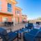 Villa Valle Mar - sea view, heated pool, steps to the beach