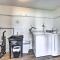Downtown Gilbert Home with Fenced Yard and Fire Pit!