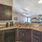 Sleek Vegas Home with Private Pool, Game Room! - Лас-Вегас