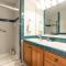 Spacious Stay near Airport, Downtown & Ski Resorts