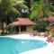 Hotel Ritmo Tropical - Pool and Breakfast
