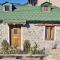 The House in the Cobbled Road