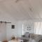 The Point Lake House - Tiona