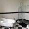 Large House near Marciac & Heated Salt Water Pool