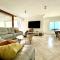 POOL GYM AND BEACH FRONT 3 BEDROOMS LUXURY TEL AVIV APARTMENT - 特拉维夫