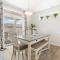 The Explorer! Extra Game Room, Fire pit Sleeps 10!