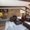 19 Newland Circle
