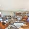 Shared Hot Tub, Pool and Dock Lakefront Grove House - Grove