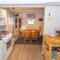 Cozy & Comfy Cottage in the City - w parking