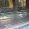 Golden Manor Inn & Suites