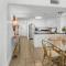 Beachcrest 304