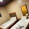 HOSTAL VS